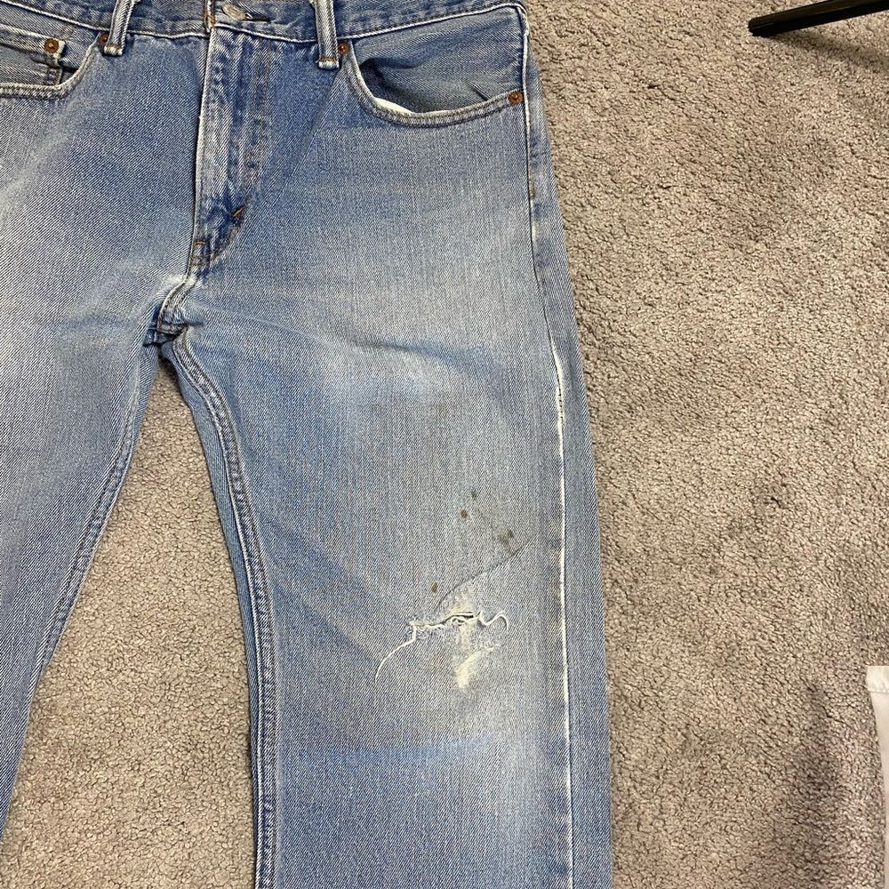 Levi's 505 Light Blue Straight Leg Jeans with Distressed Details - Picture 4 of 10